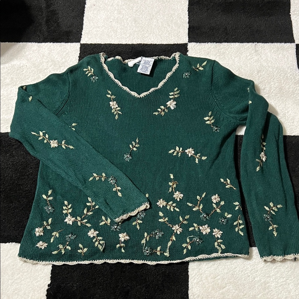 Vintage Embroidered Green Sweater